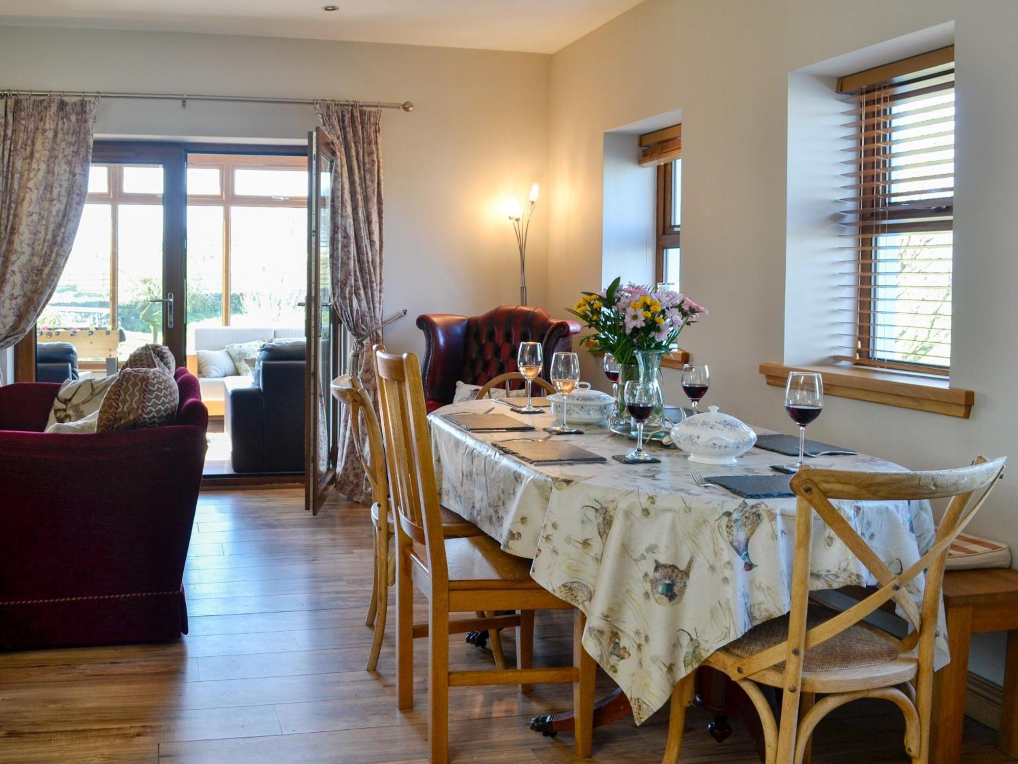 Laird House Villa Lochmaben ภายนอก รูปภาพ